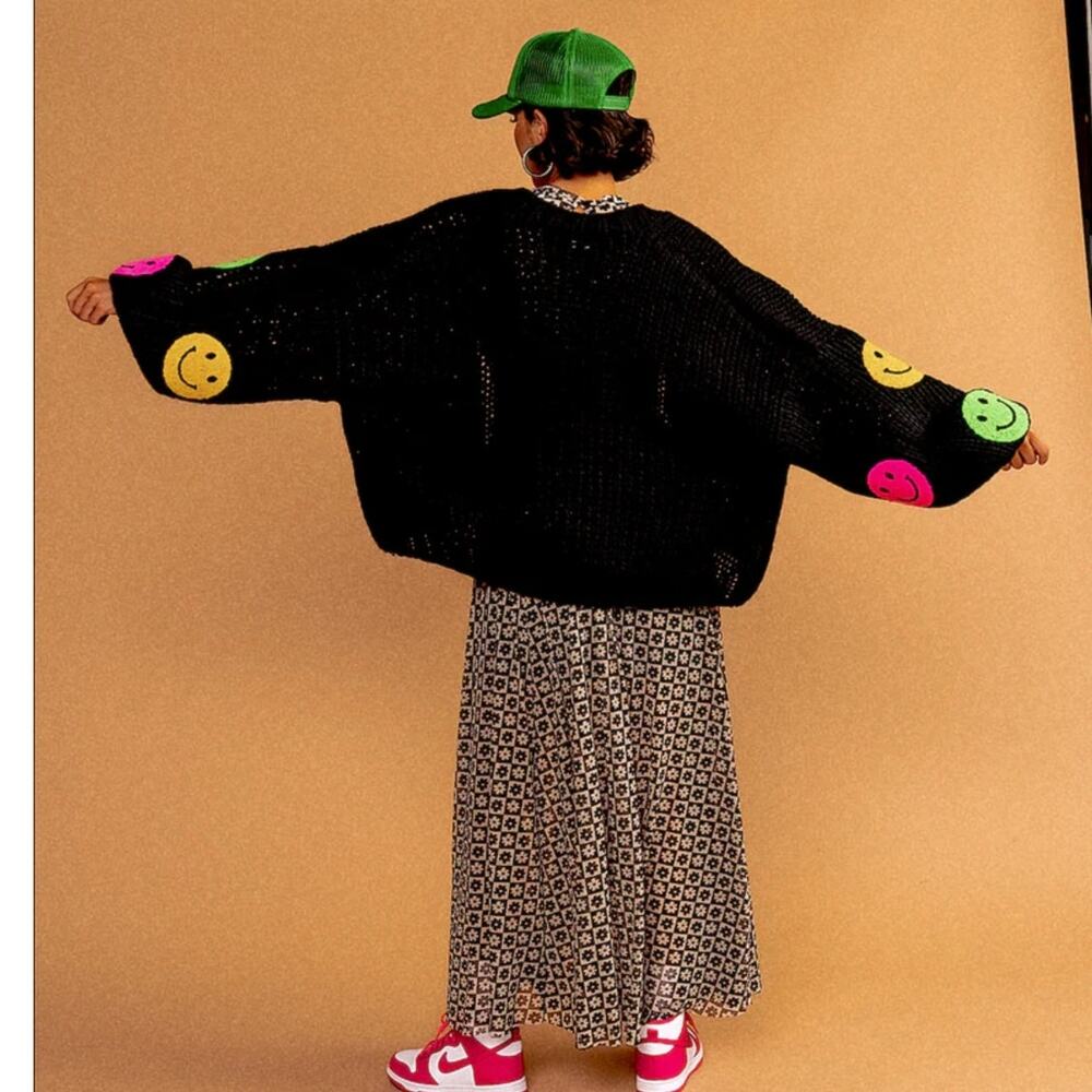 Dressed in La La Visionary Hand Knit Smile Cardigan Size L/XL - Picture 6 of 15